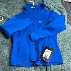 Arc'teryx Small Kyanite Blue Full-Zip Hoodie